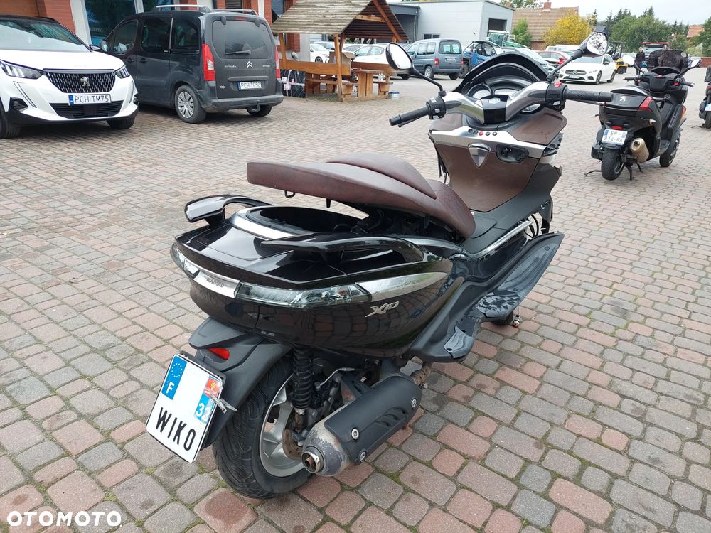 Piaggio X10 - 6