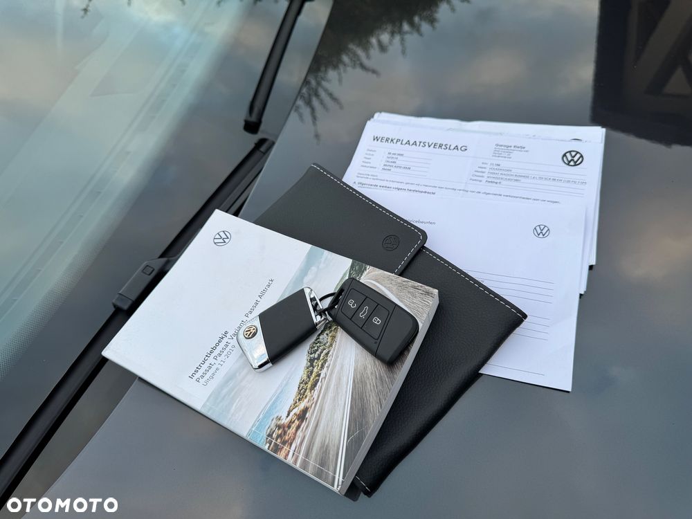 Volkswagen Passat Variant 1.6 TDI SCR DSG Business - 33