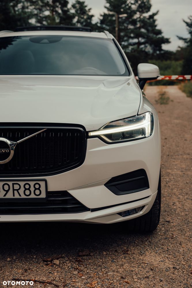Volvo XC 60 T6 AWD Momentum - 10