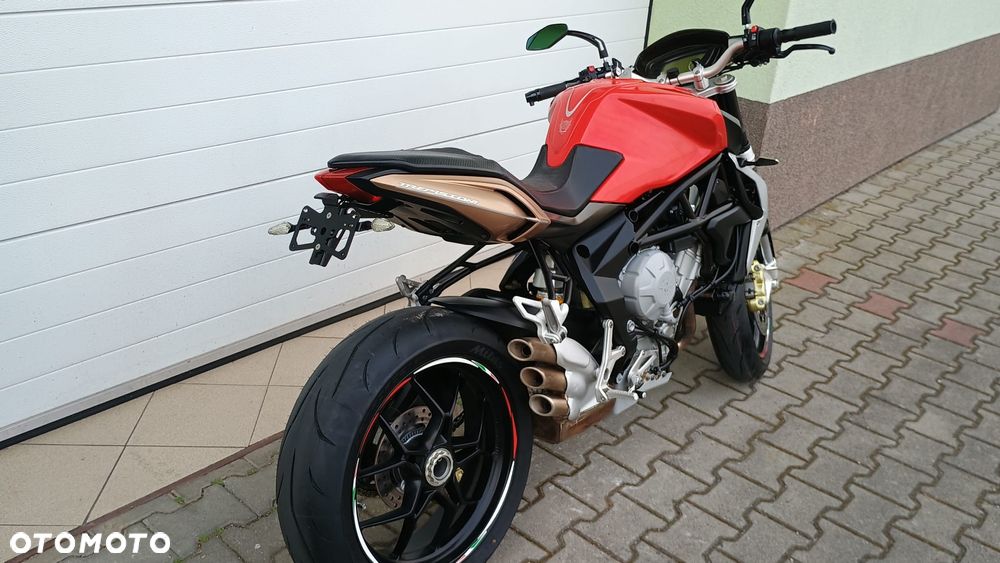 MV AGUSTA Brutale - 4