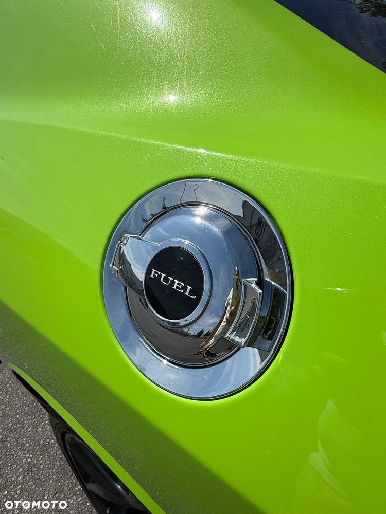 Dodge Challenger - 8