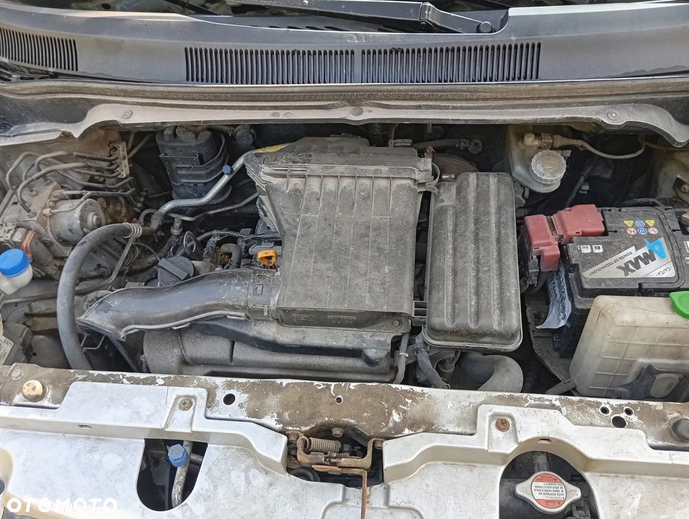 Suzuki Splash 1.0 Basic - 19