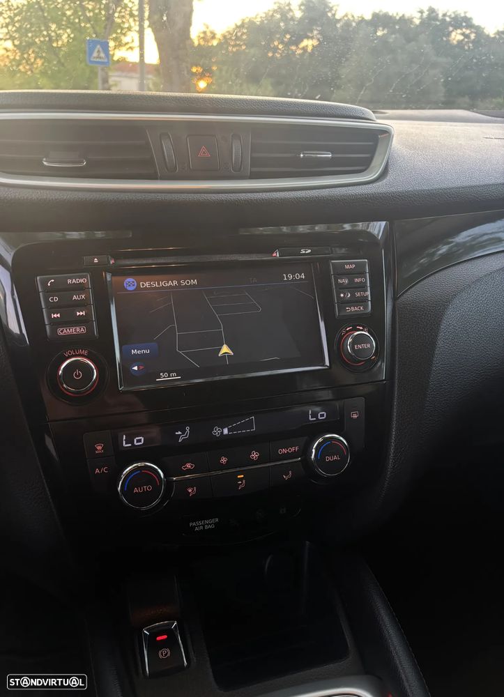 Nissan Qashqai 1.5 dCi N-Connecta 18 RS - 11