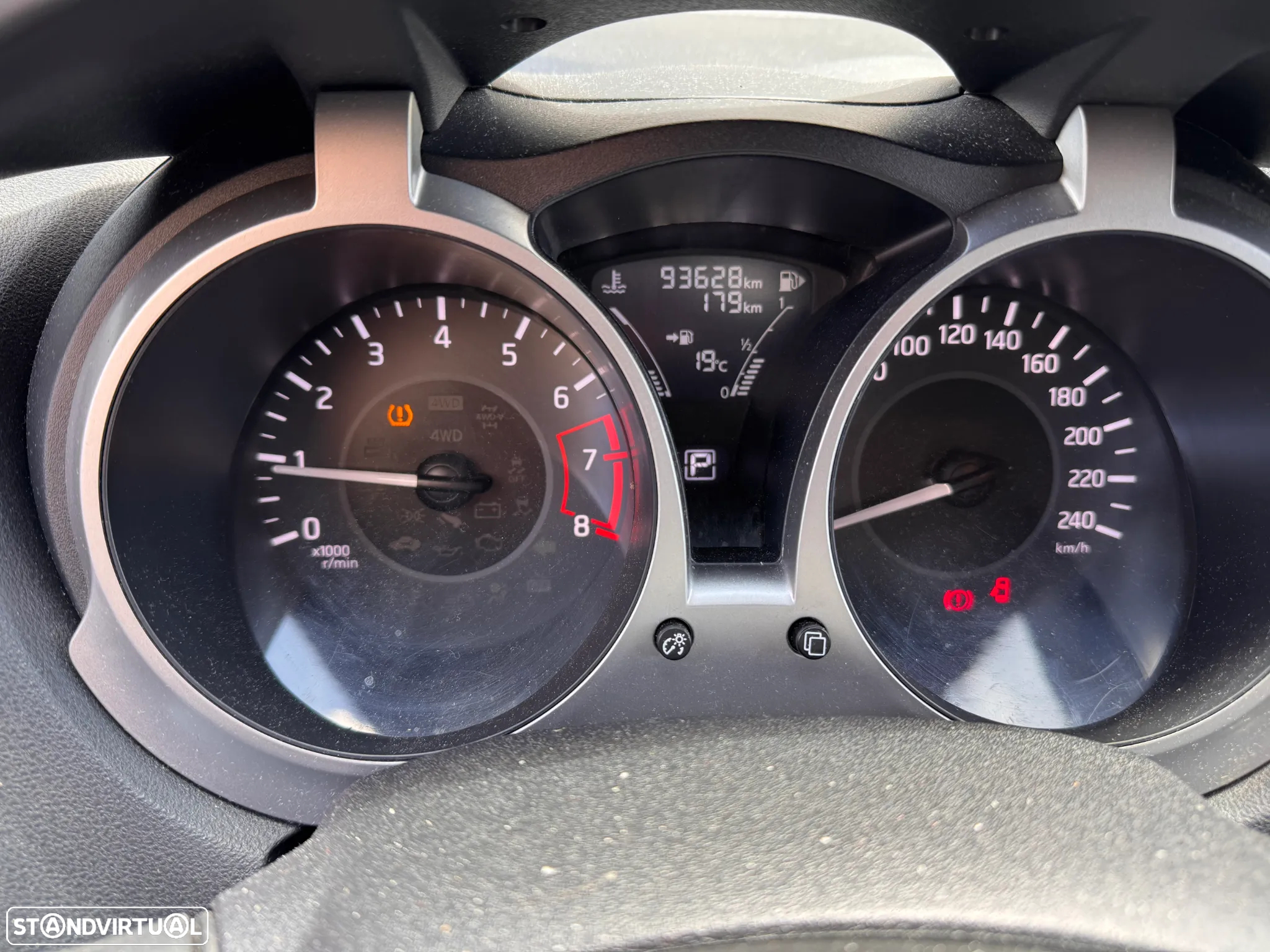 Nissan Juke 1.6 Xtronic Tekna - 4