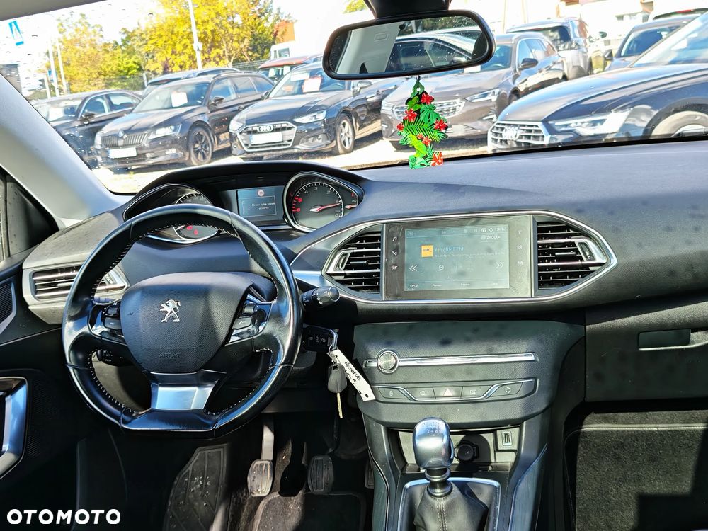 Peugeot 308 - 15