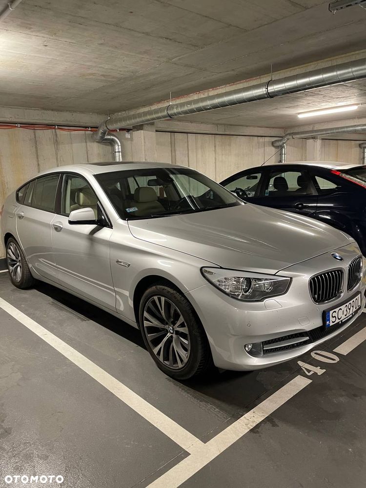 BMW 5GT - 3