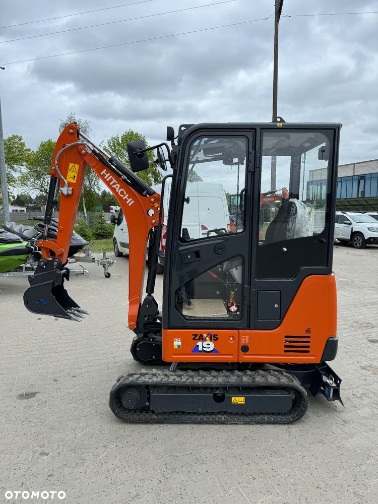 Hitachi JAPOŃSKA ZX19-6 1.9 tony Dostepna OD RĘKI na placu!! - 4