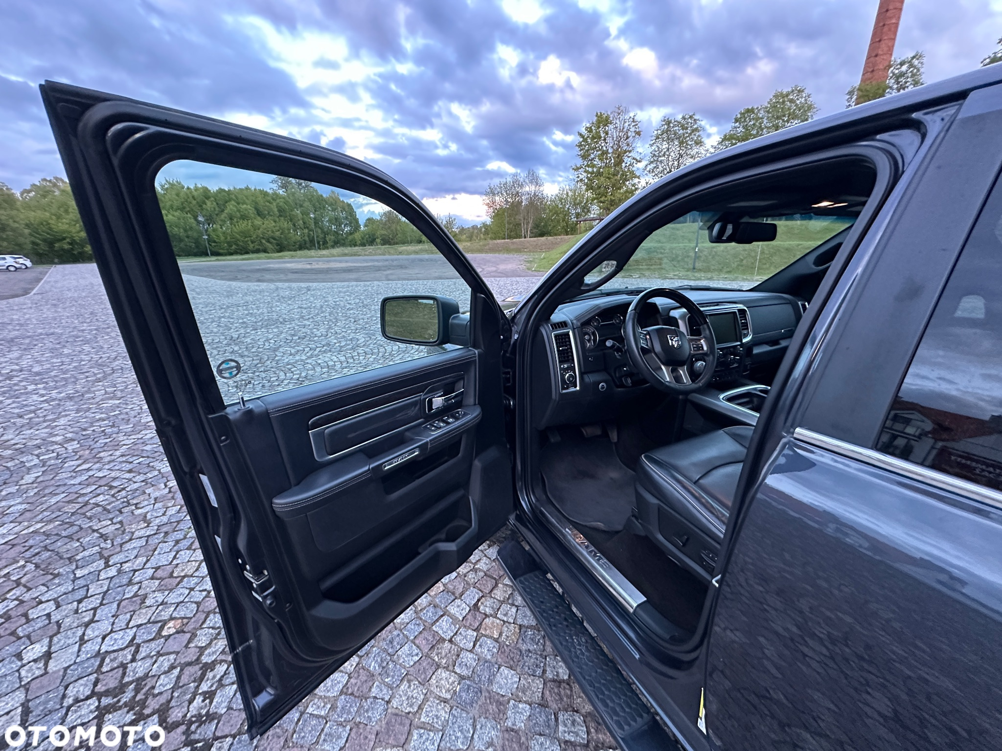 RAM 1500 - 18