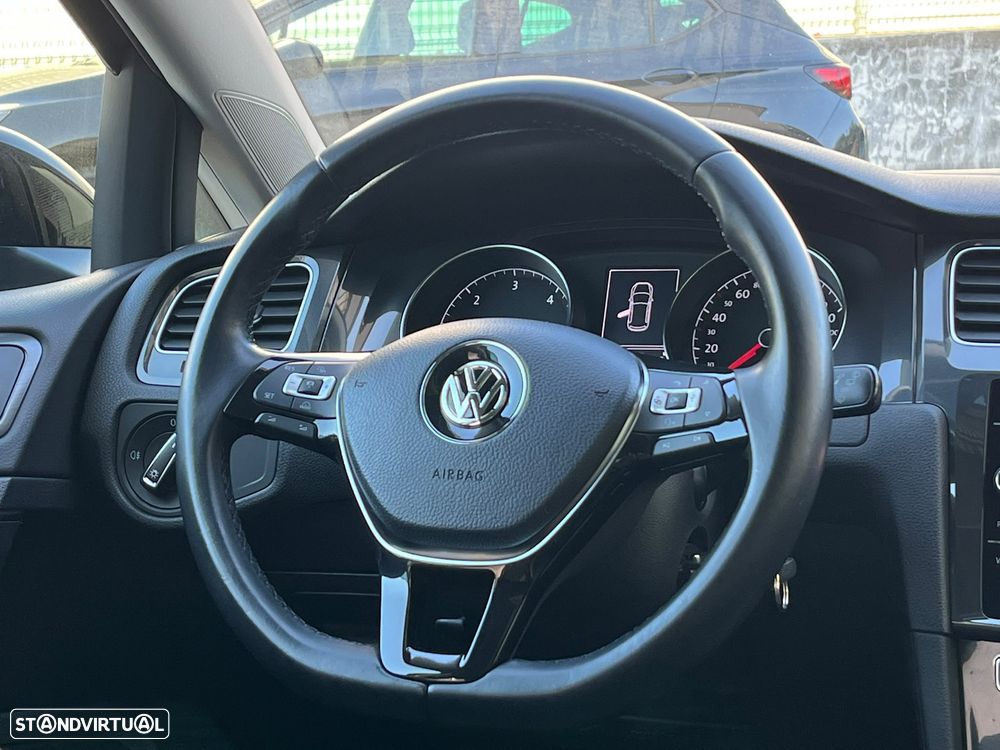 VW Golf 1.6 TDI R-Line - 16