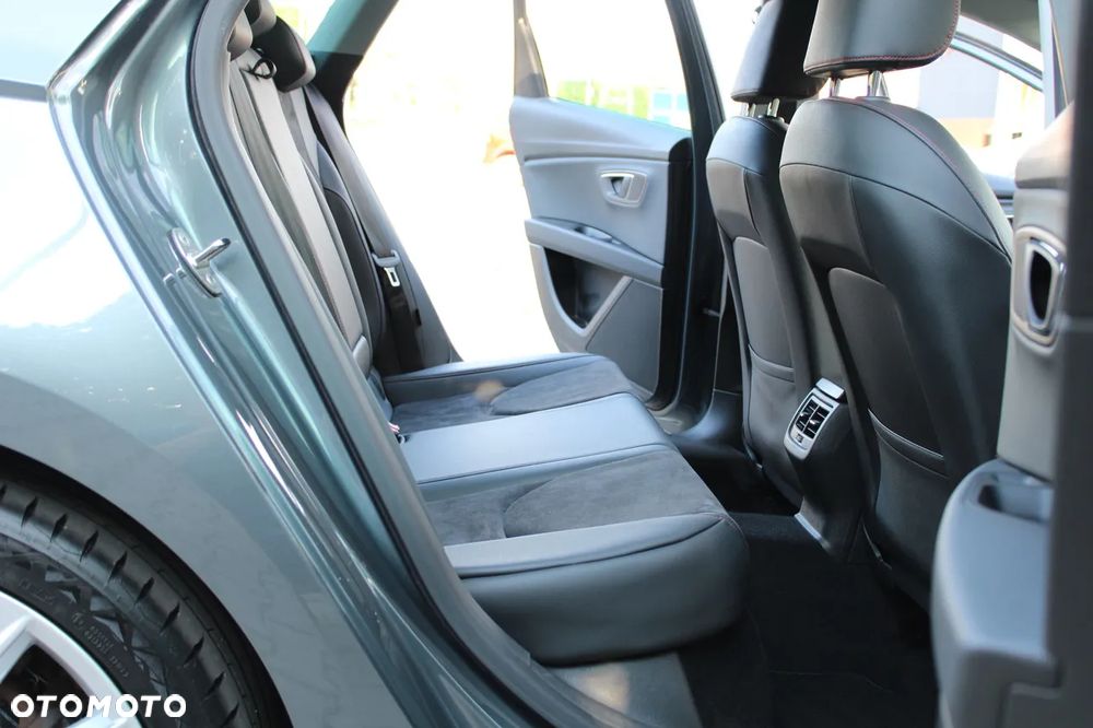 Seat Leon ST 1.4 TSI ACT Start&Stop DSG FR - 33