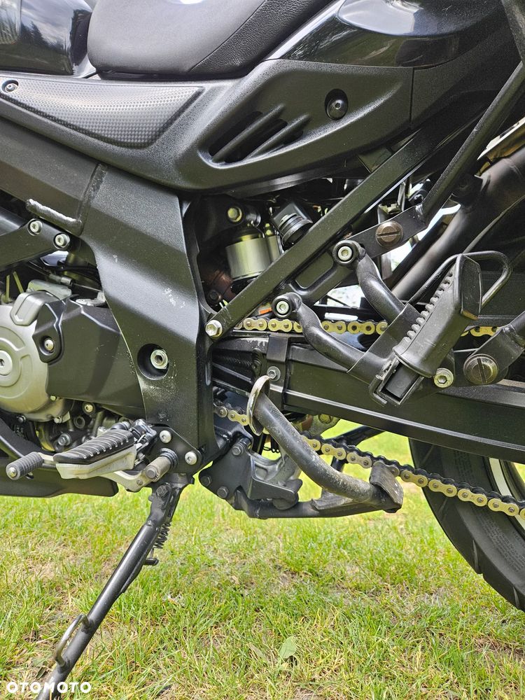 Suzuki V-STROM - 8