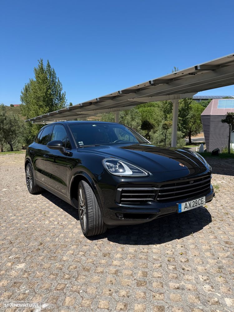 Porsche Cayenne E-Hybrid Platinum Edition - 3