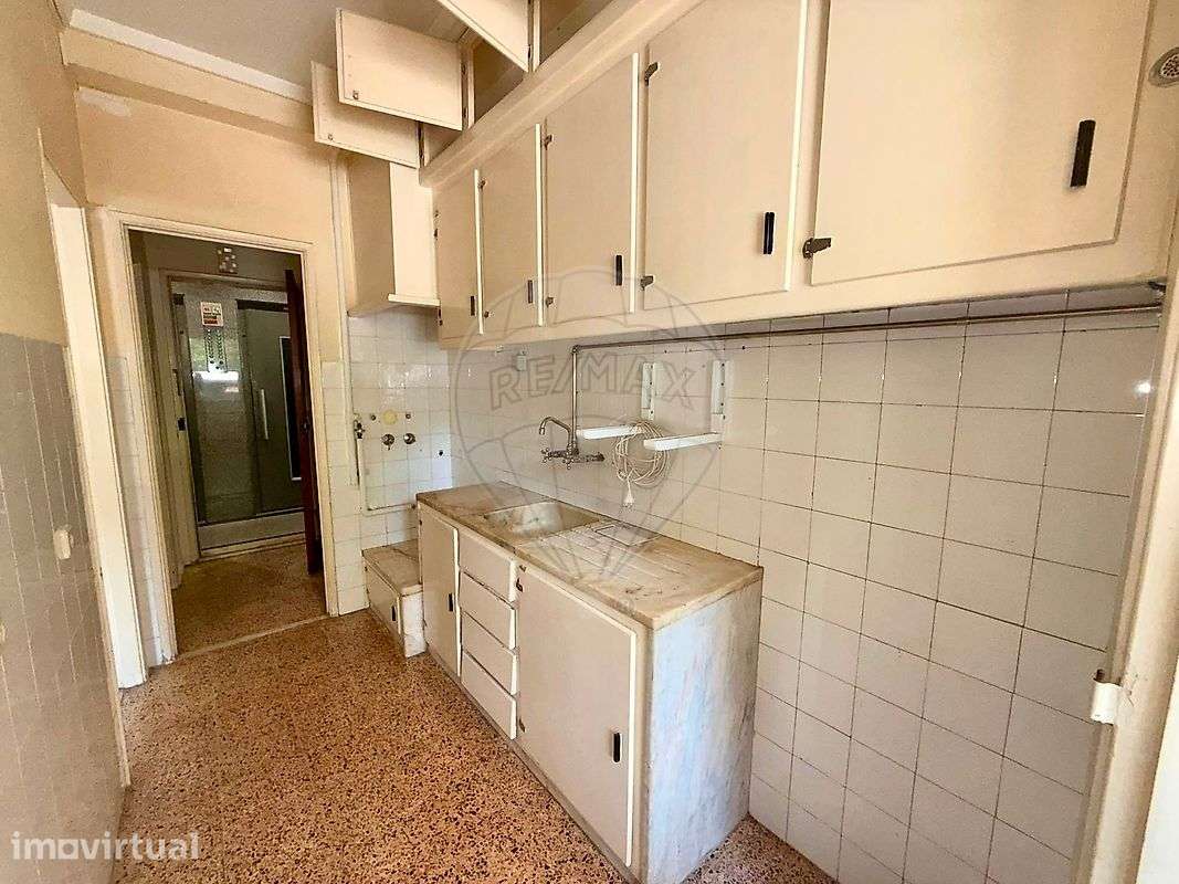 Apartamento T0 para arrendamento - Grande imagem: 2/15
