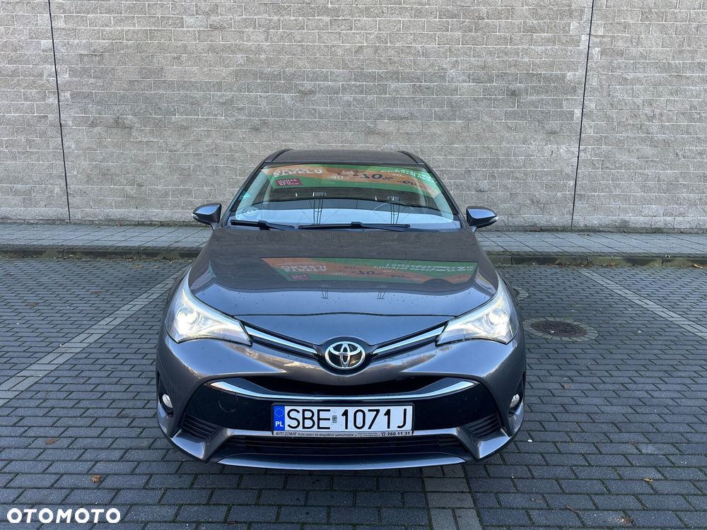 Toyota Avensis 1.8 Selection - 2
