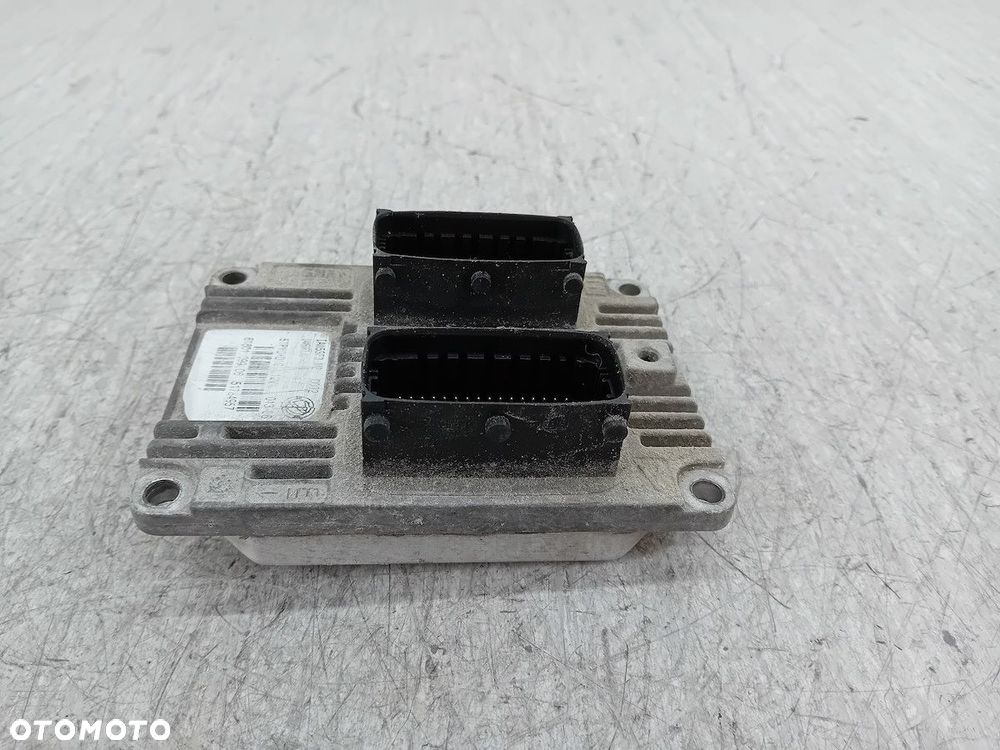 KOMPUTER, STEROWNIK FIAT GRANDE PUNTO 51784957 1.4 8V - 3