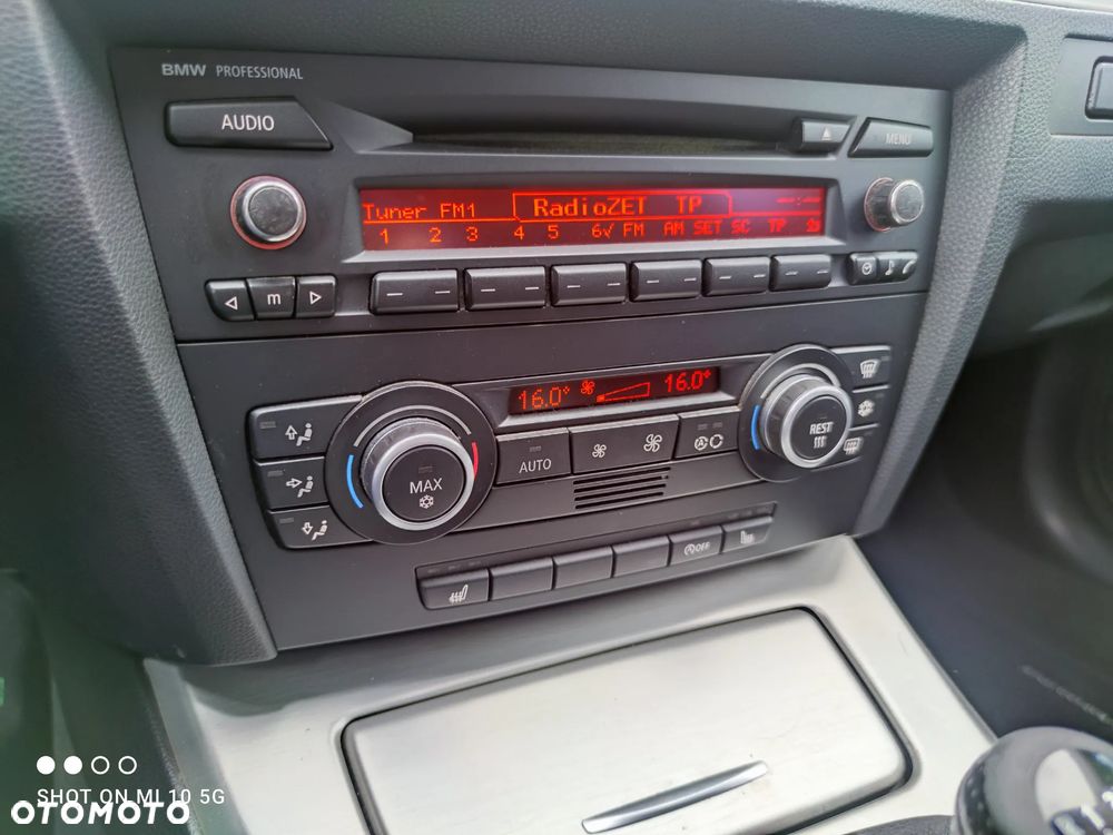 BMW Seria 3 320i - 13