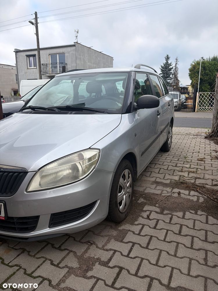 Skoda Fabia - 8