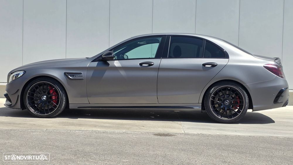 Mercedes-Benz C 63 AMG Standard - 8