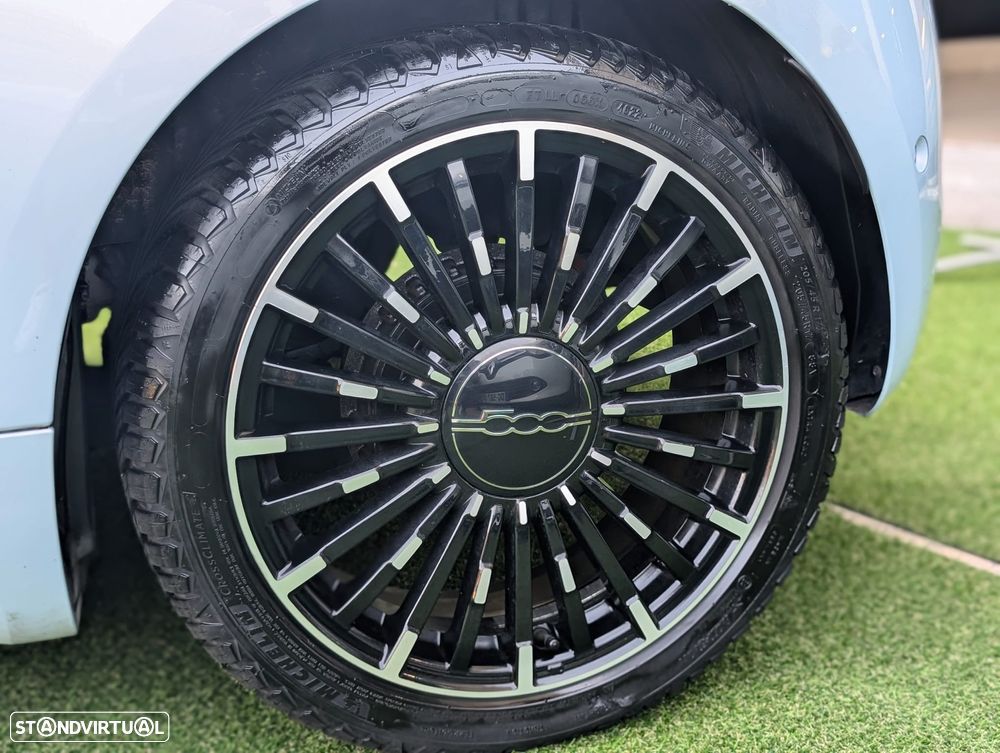 Fiat 500e C La Prima by Bocelli - 17