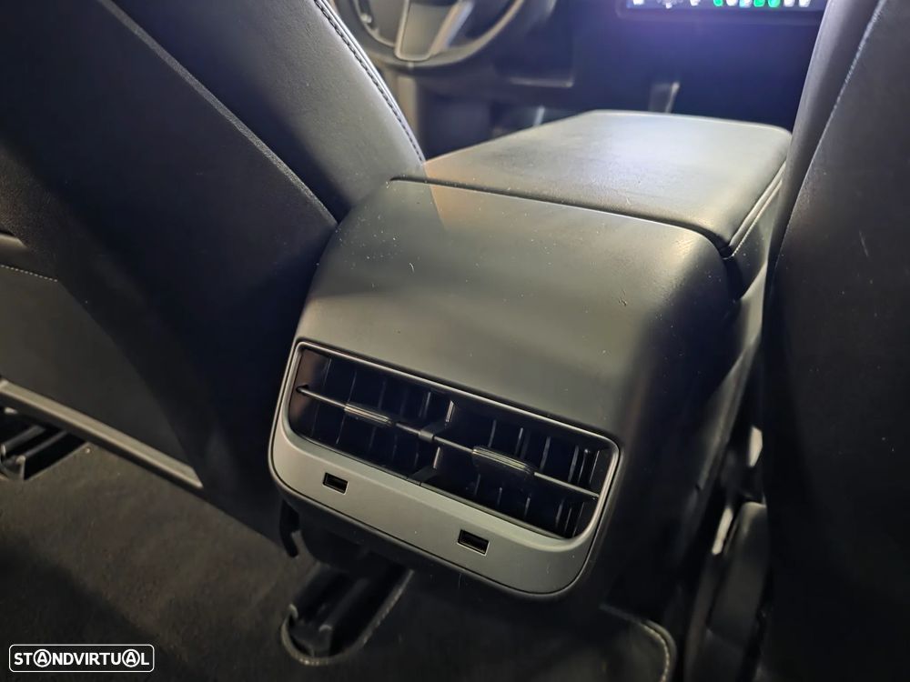 Tesla Model 3 AWD Dual Motor - 29