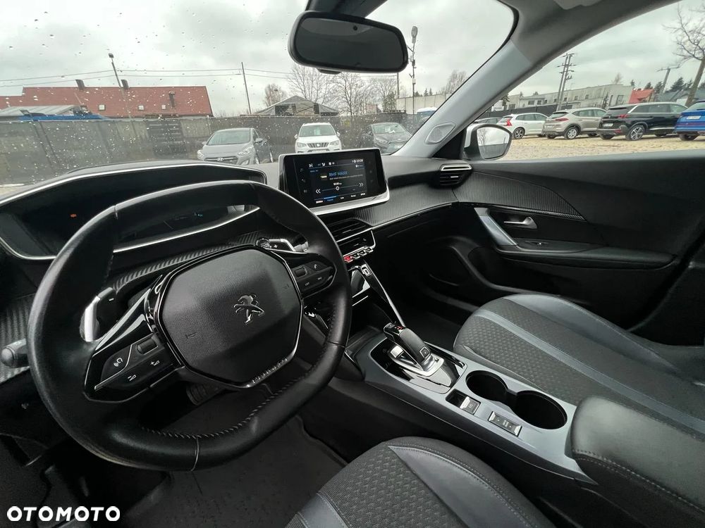 Peugeot 2008 1.5 BlueHDi Allure S&S EAT8 - 25