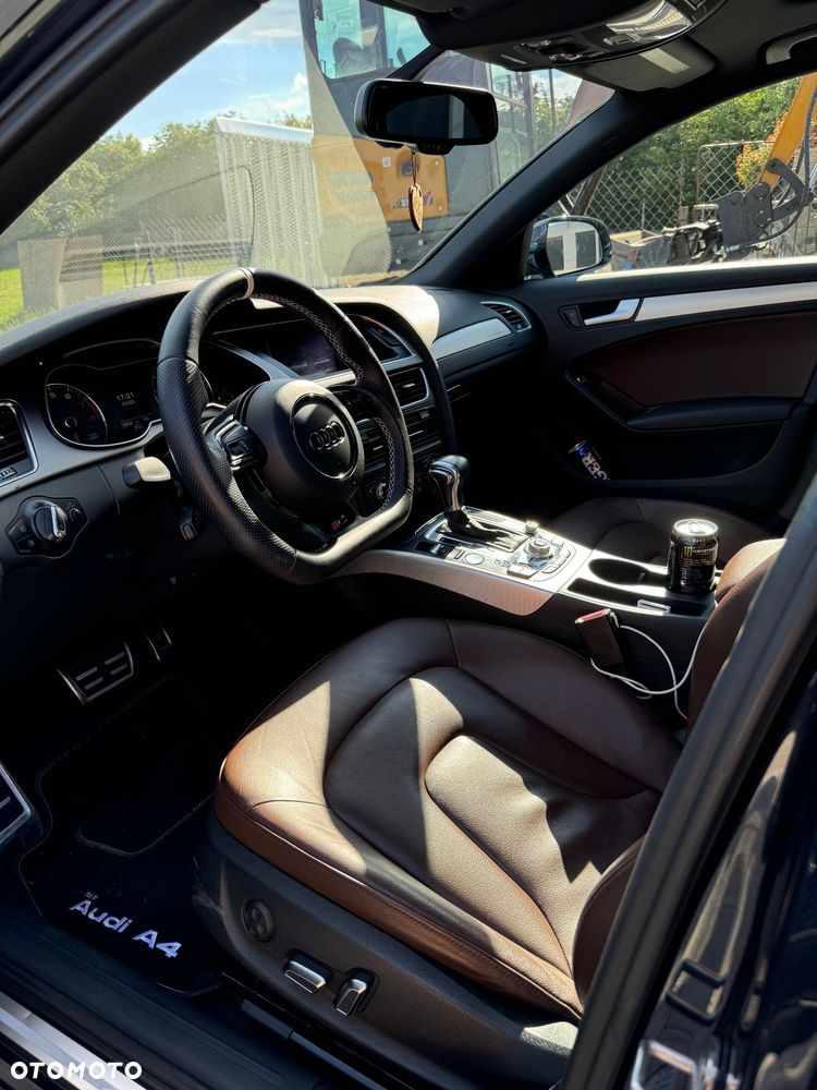 Audi A4 Limousine - 19