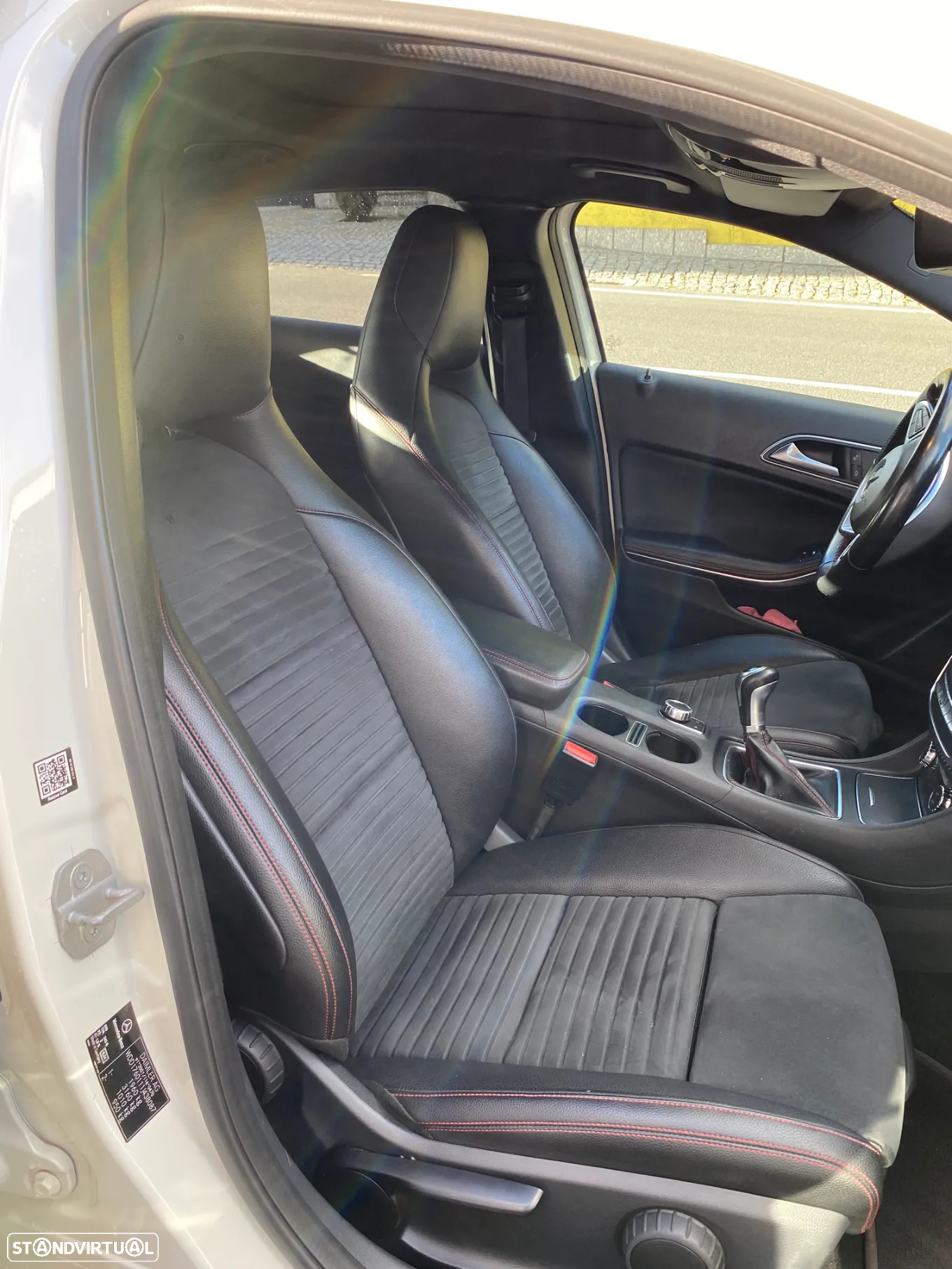 Mercedes-Benz A 160 d AMG Line - 14