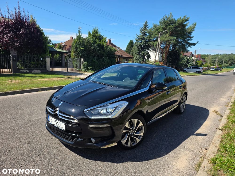Citroën DS5 1.6 THP SoChic - 1