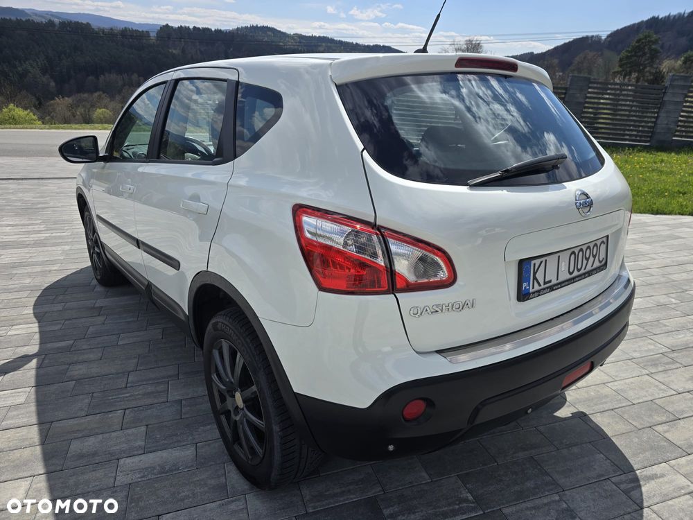 Nissan Qashqai 2.0 Acenta CVT - 6