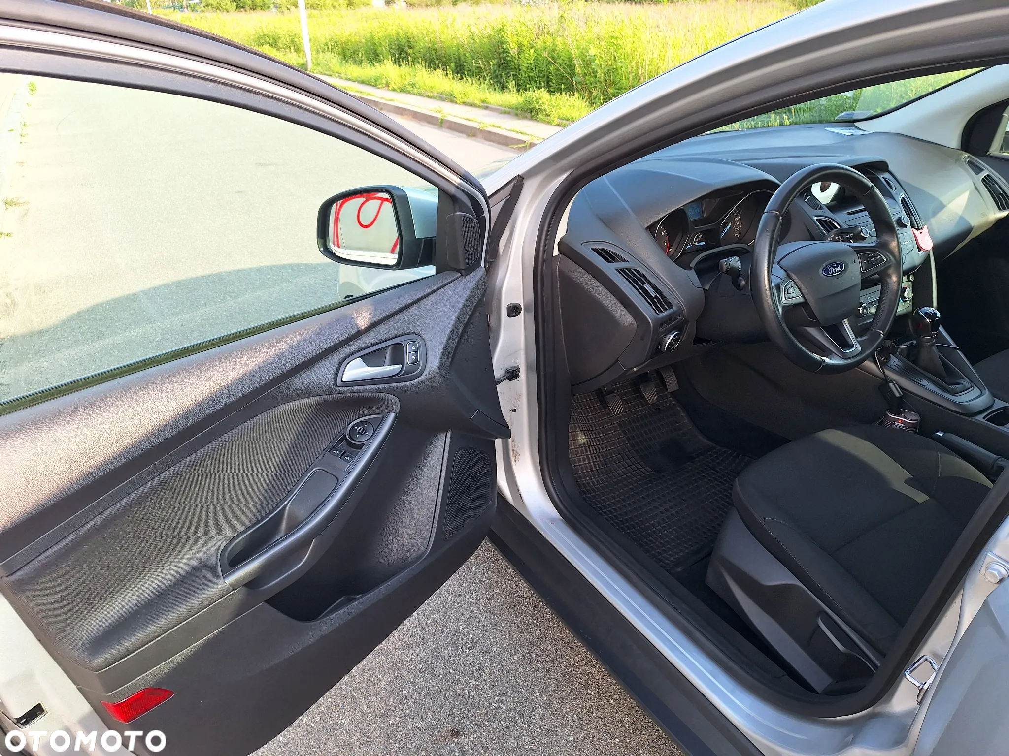 Ford Focus 1.6 Trend - 8