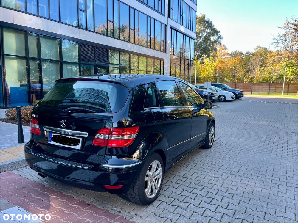 Mercedes-Benz Klasa B 180 BlueEffICIENCY - 3
