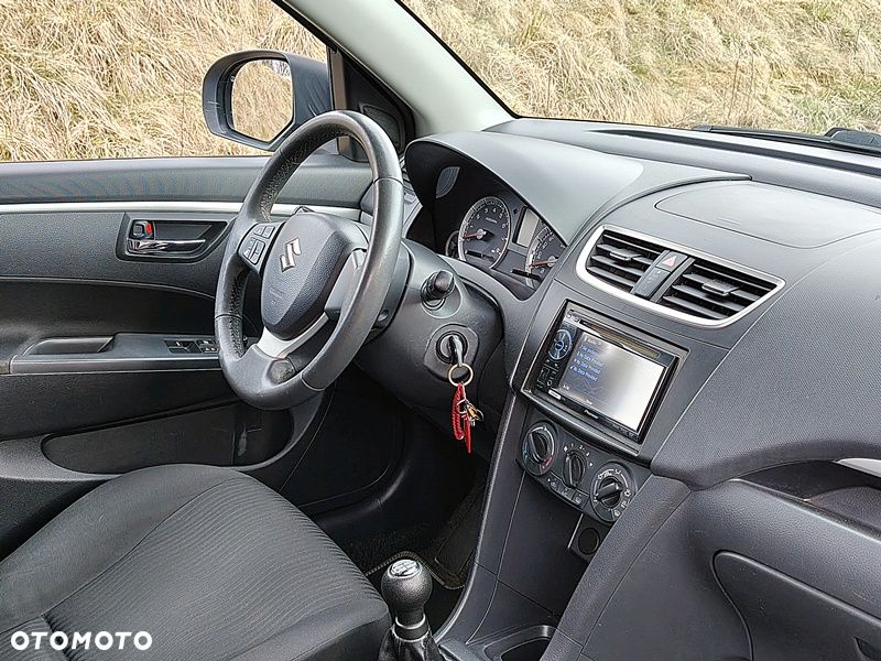 Suzuki Swift 1.2 BlackWhite - 7