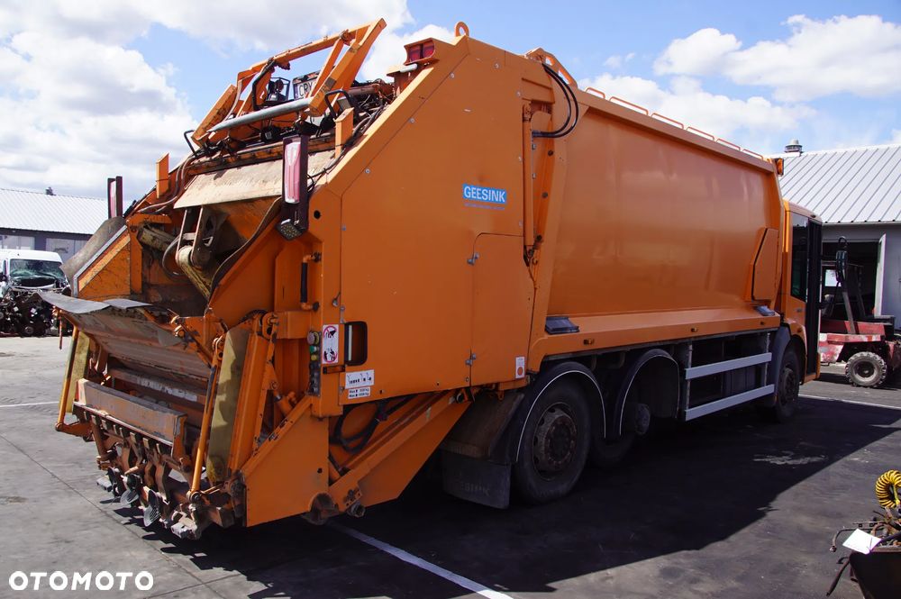 Auto na części - Mercedes Econic 225 tyś km OM926LA OM 926 LA 326 KM A9572704301 ALLISON TIDA 3200 2007R silnik skrzynia drzwi maska lampa rozrusznik most stacyjka licznik moduł sterownik komputer - 10