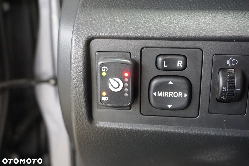Toyota Corolla Verso 1.6 Sol - 26