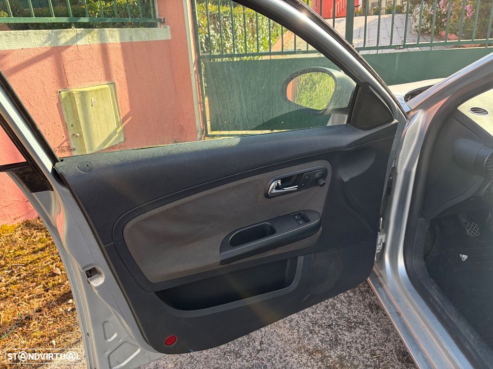 SEAT Ibiza 1.2 12V Reference - 7