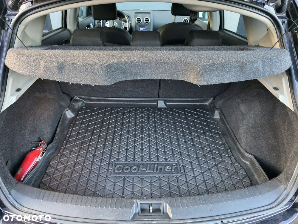 Nissan Qashqai - 14