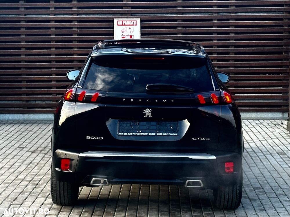 Peugeot 2008 PureTech 130 EAT8 GT Exclusive - 6