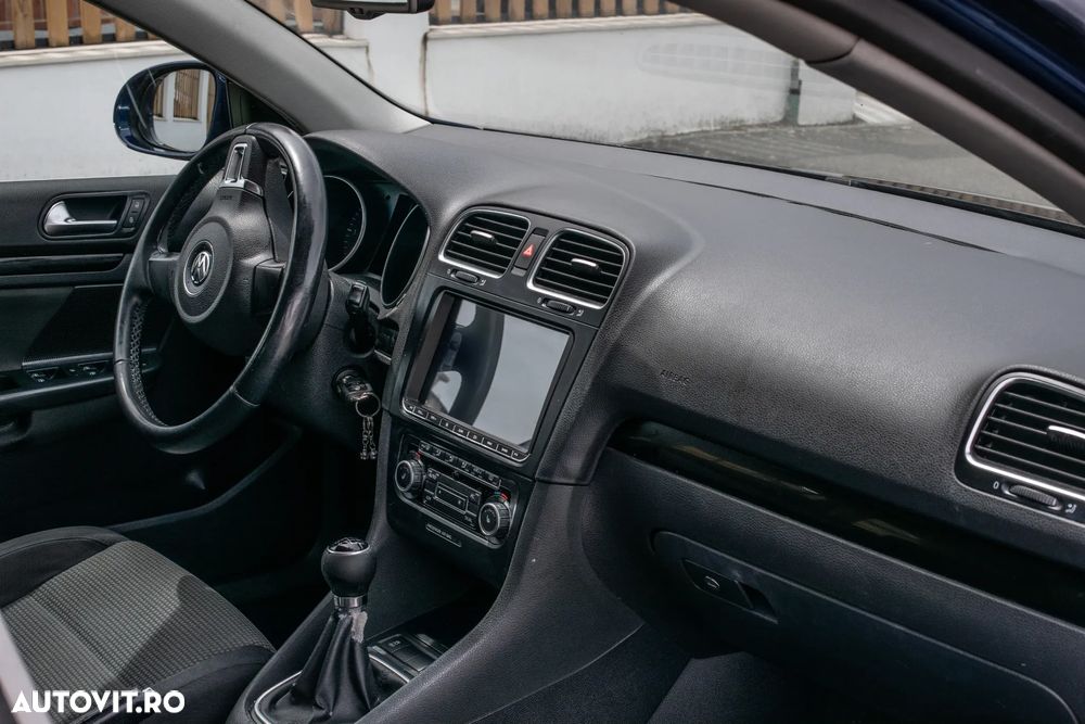 Volkswagen Golf 1.6 TDI BlueMotion Technology DPF Comfortline - 6