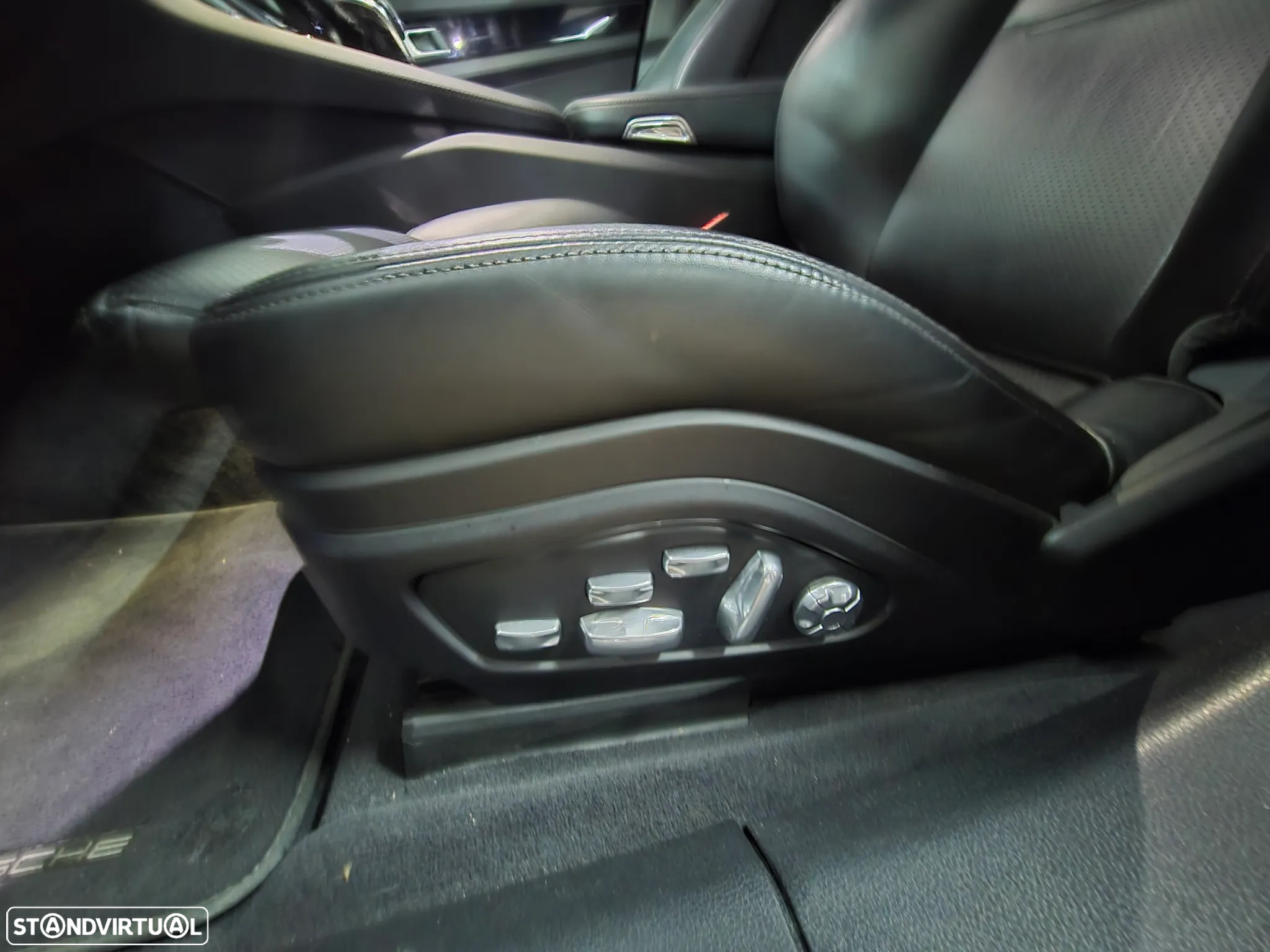 Porsche Panamera Sport Turismo - 11