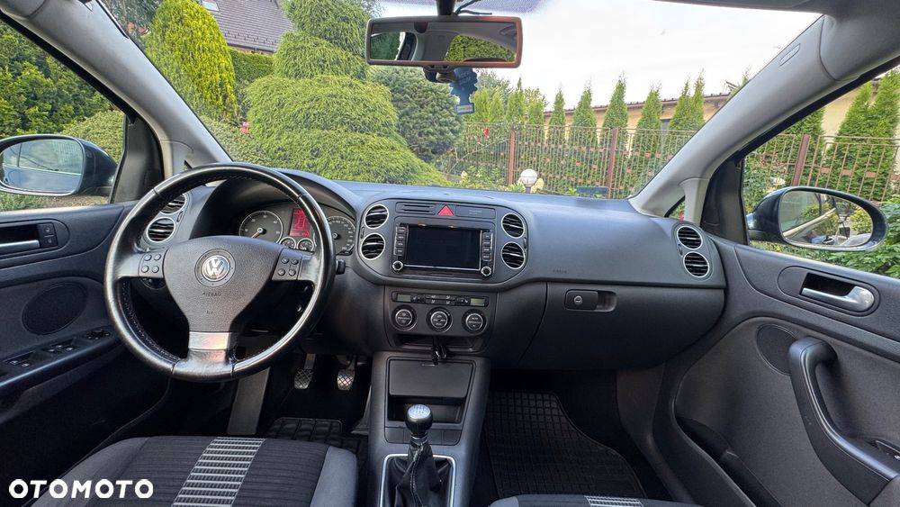 Volkswagen Golf Plus 2.0 TDI Comfortline - 30