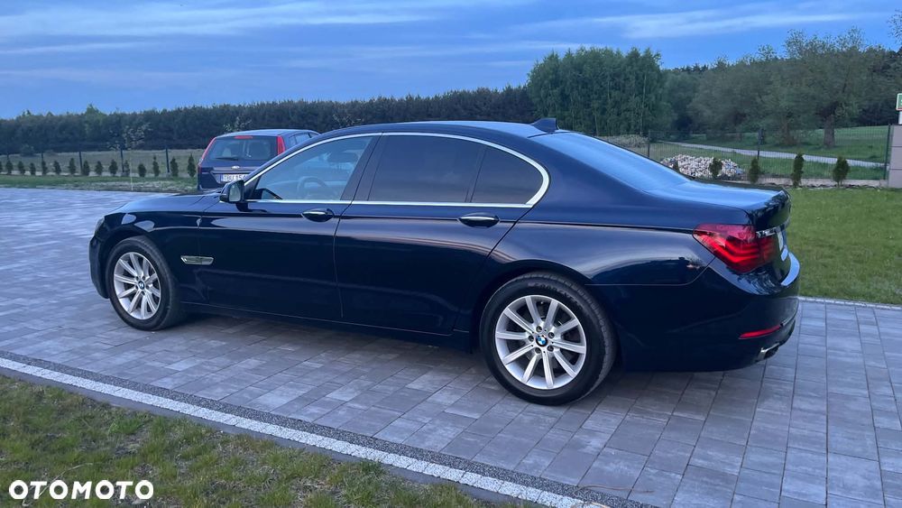BMW Seria 7 740d xDrive - 6