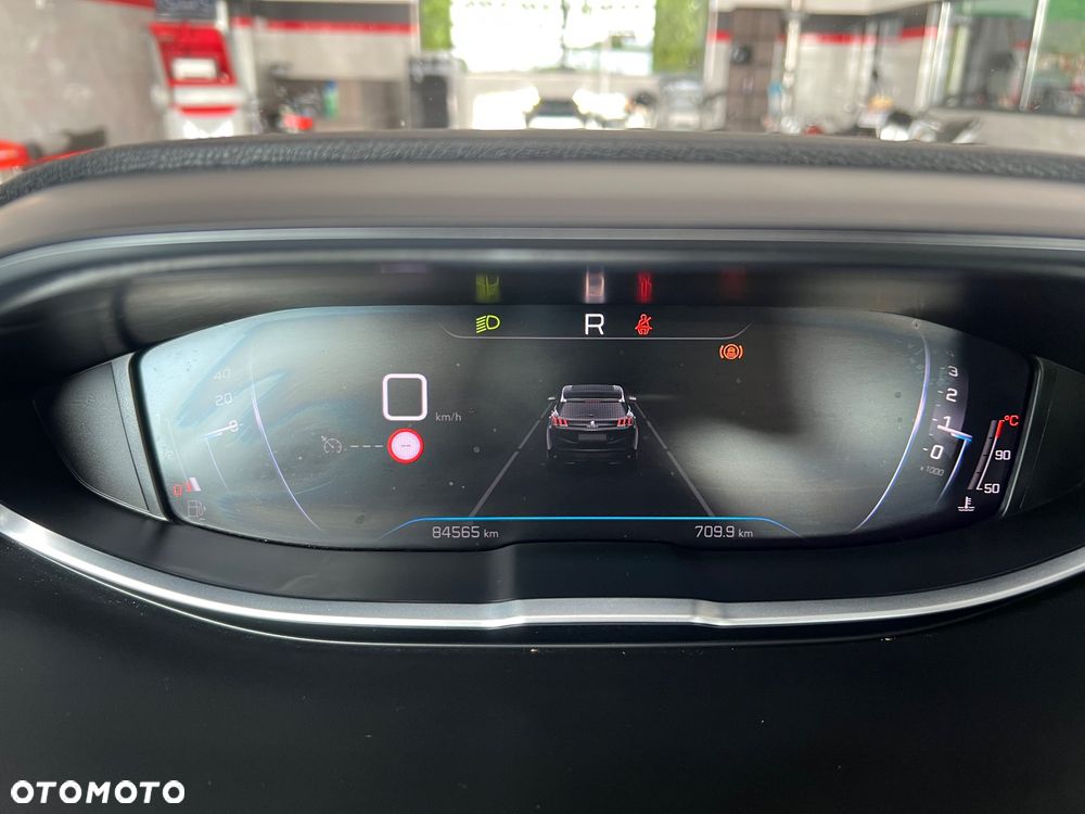 Peugeot 3008 BlueHDi 130 Stop & Start EAT8 Allure Business-Paket - 32
