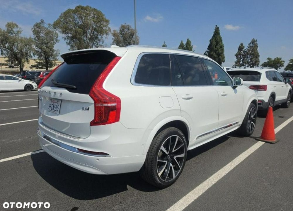 Volvo XC 90 - 4