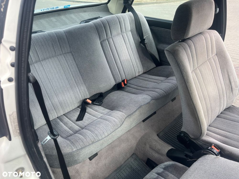 Volkswagen Jetta 1.8 CL - 18