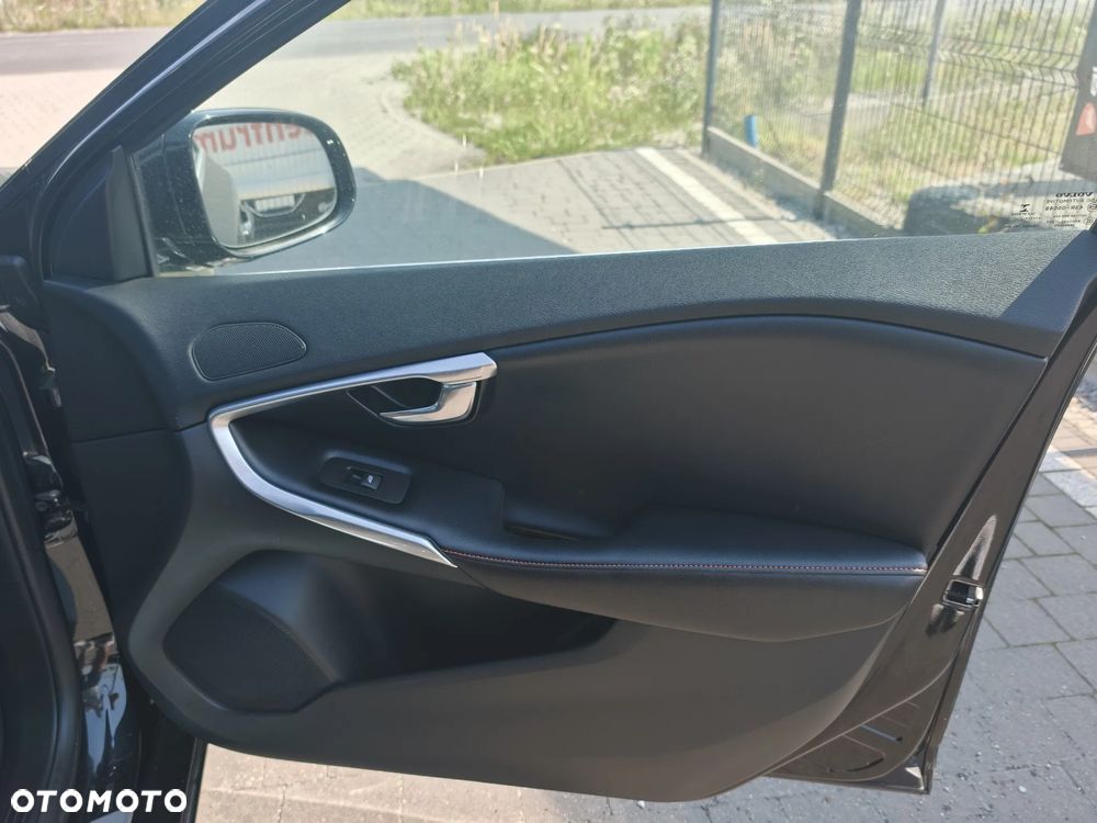 Volvo V40 - 19
