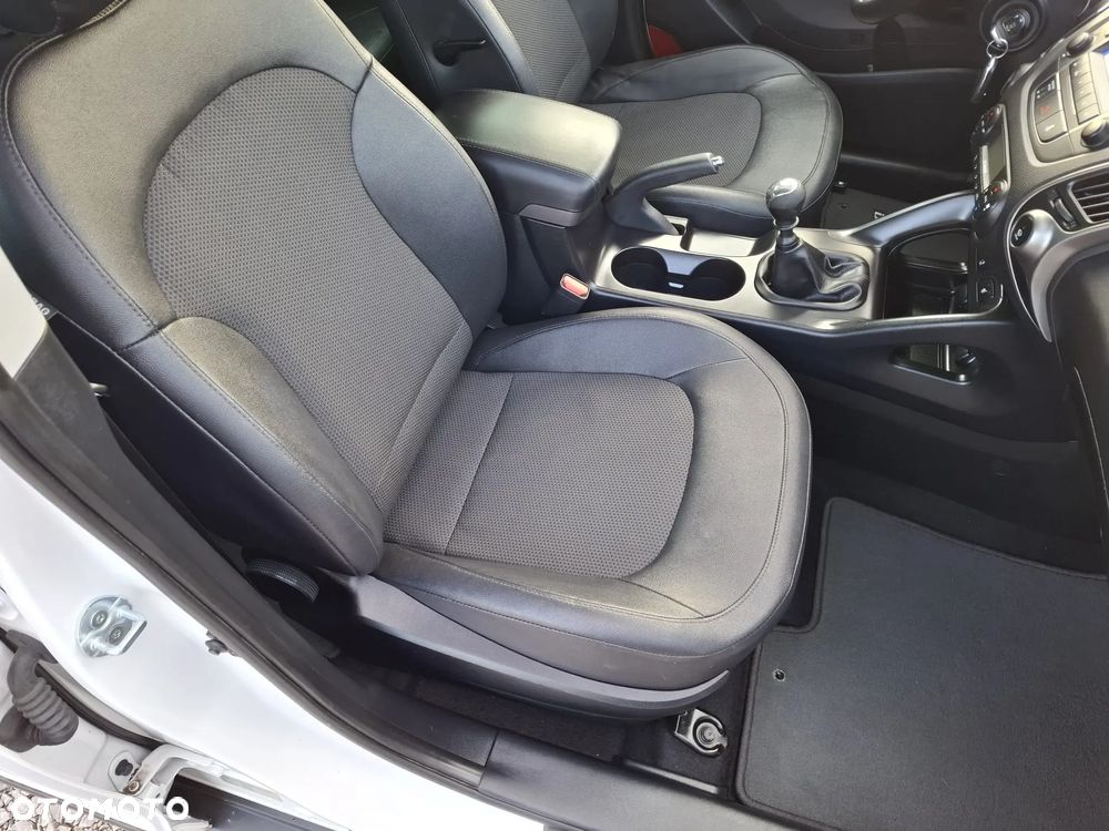 Hyundai ix35 1.6 GDI Premium 2WD - 10