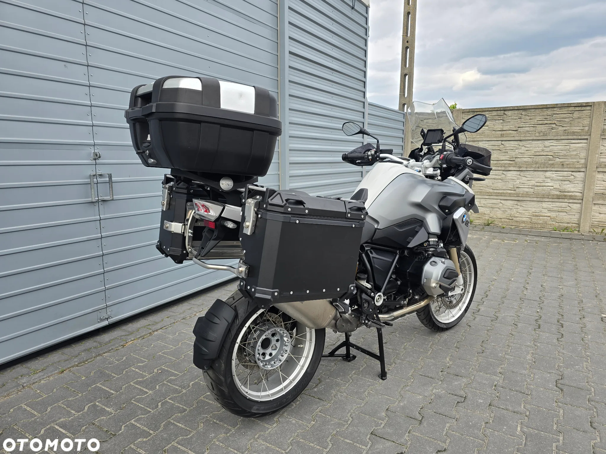 BMW R - 4