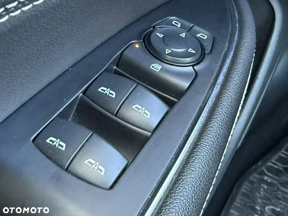 Opel Insignia 2.0 CDTI Elite S&S - 26