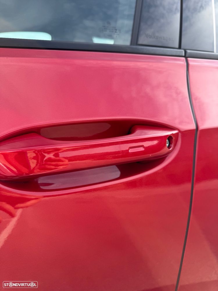 VW Golf 2.0 TSI GTI DSG - 38