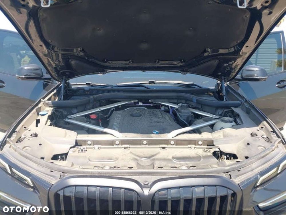 BMW X7 - 9